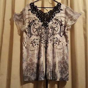 Flowy womens top